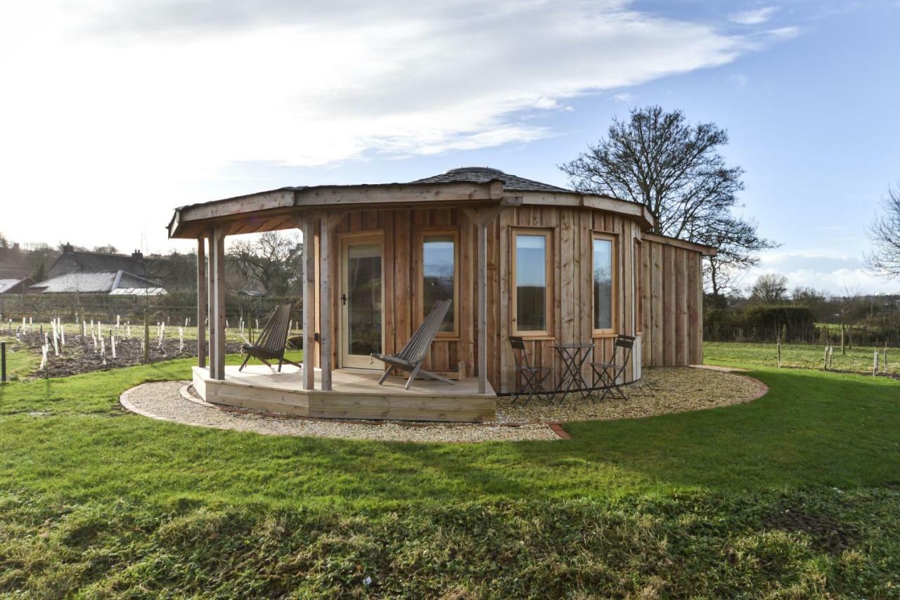 Nether Farm Roundhouses - Henmore Water & Sturston Winds With Hot Tubs - Bradley Wood No Hot Tub Ashbourne  Exteriör bild
